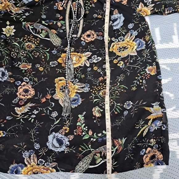 Molly Bracken Black floral‎ top - Picture 8 of 9